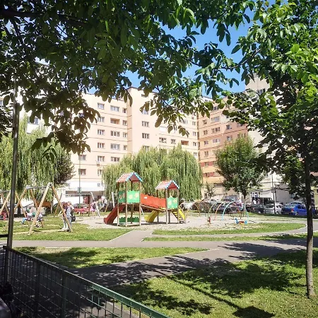 Apartment Mid-term Racadau