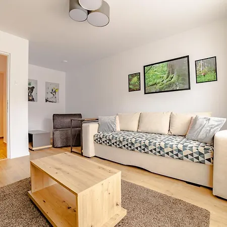 Apartment Mid-term Racadau