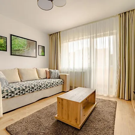 Mid-term Racadau Apartment *