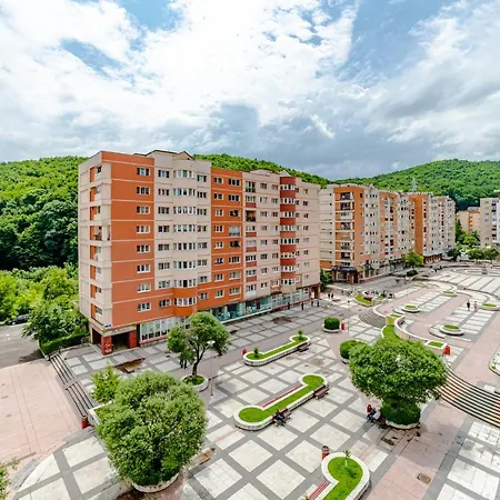 Apartment Mid-term Racadau