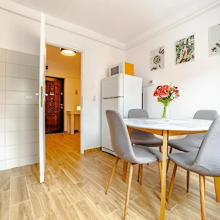 Apartment Mid-term Racadau