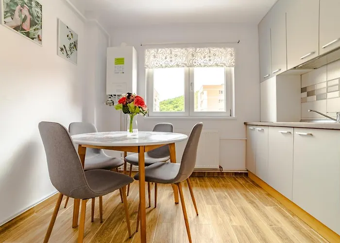 Mid-term Racadau Apartment