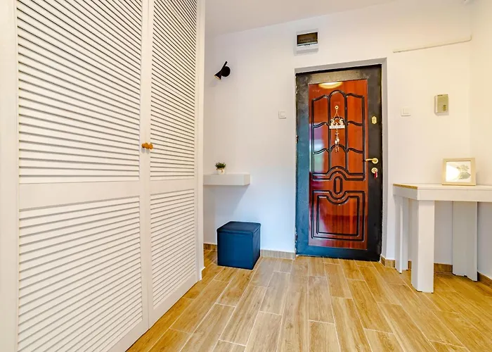 Mid-term Racadau Apartment