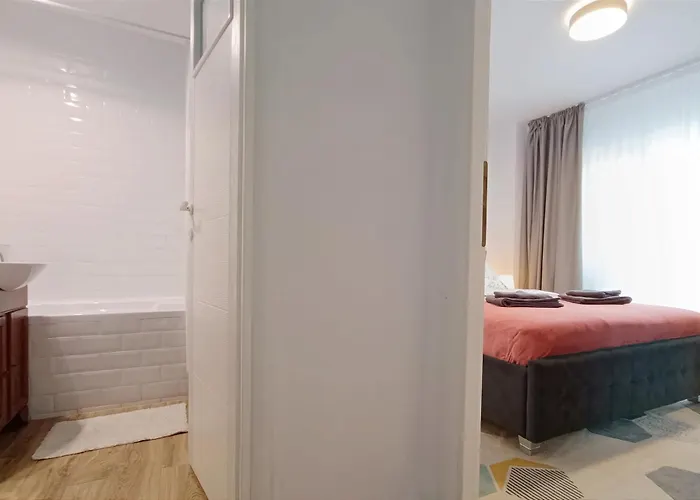 Mid-term Racadau Apartment